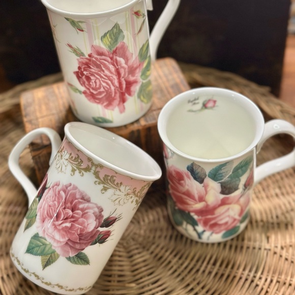 Roy Kirkham Other - Roy Kirkham Fine Bone China Mugs Rose du Temps Redoute Rose and English Rose